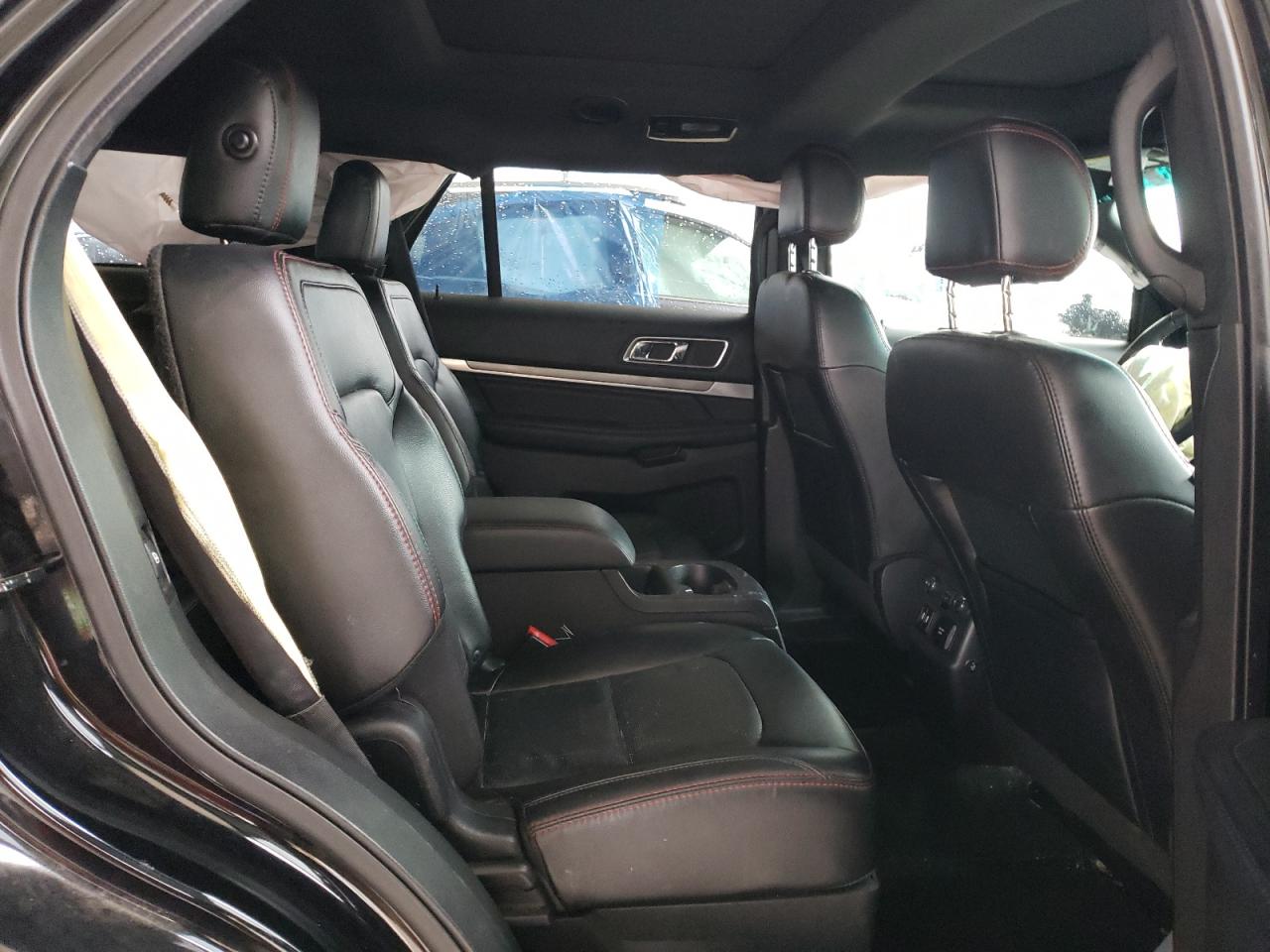 2017 Ford Explorer - Image 11