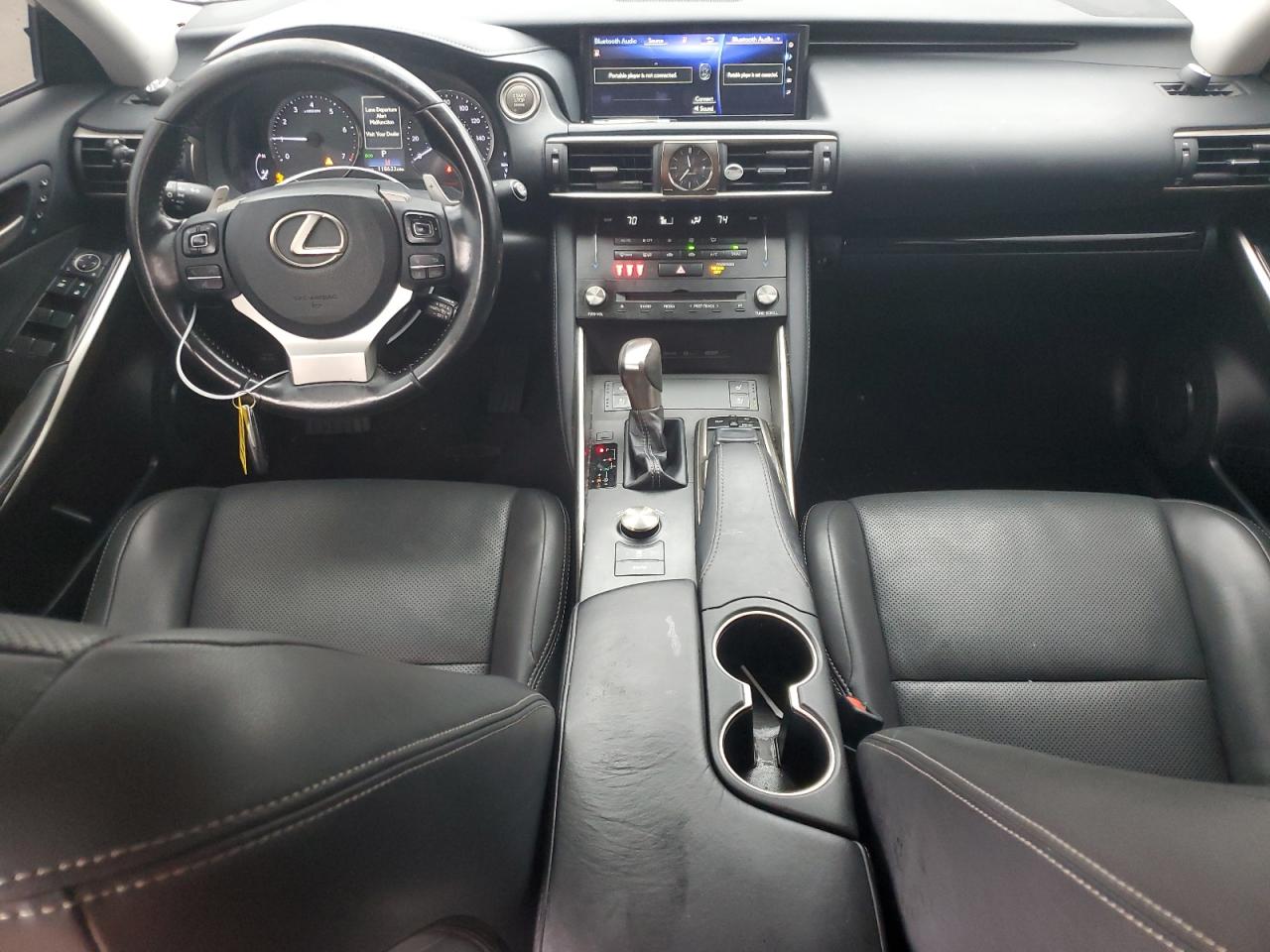 2018 Lexus IS - Image 8