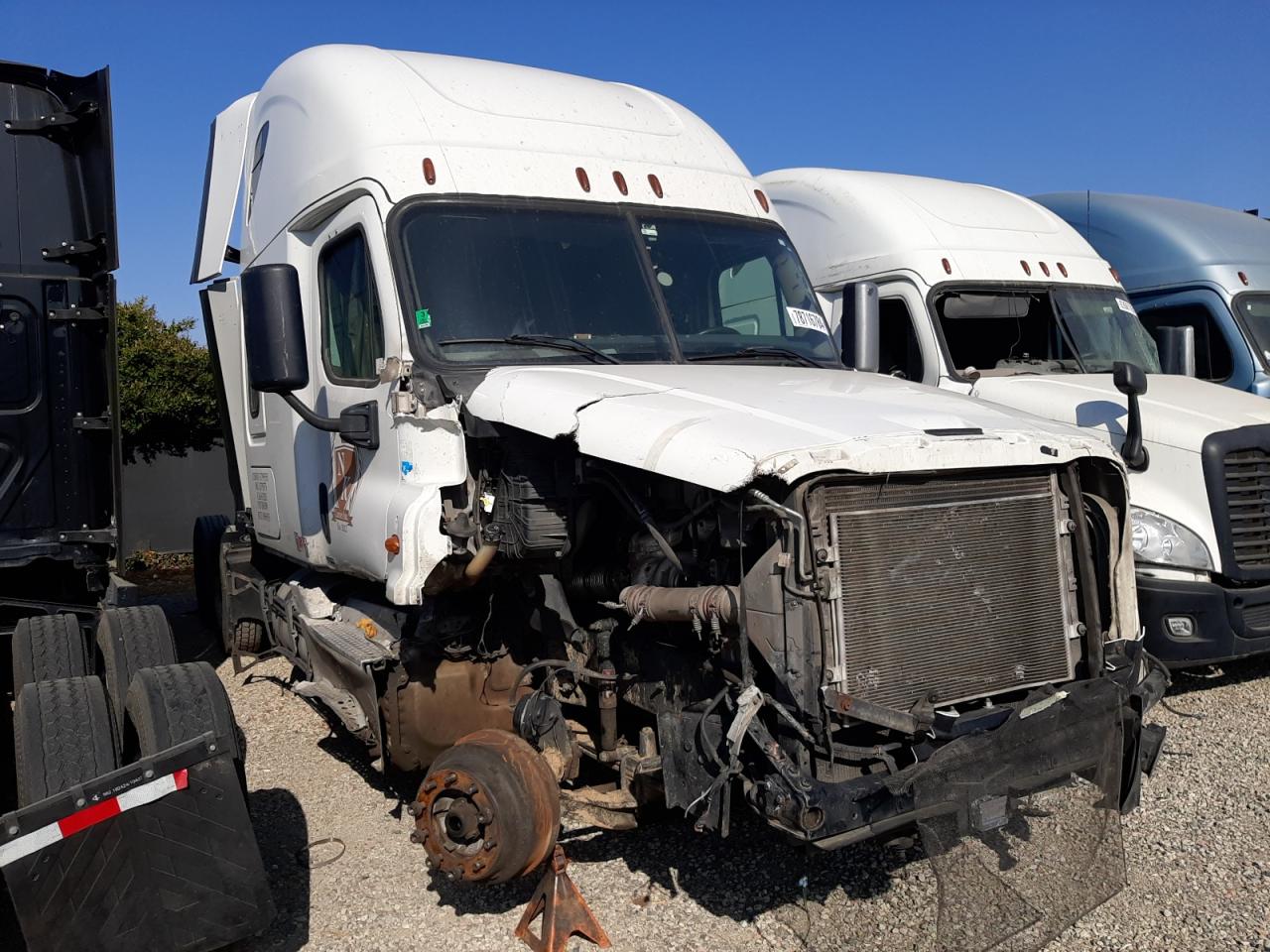 2017 Freightliner Cascadia 125 for Sale in Colton, CA - Front End