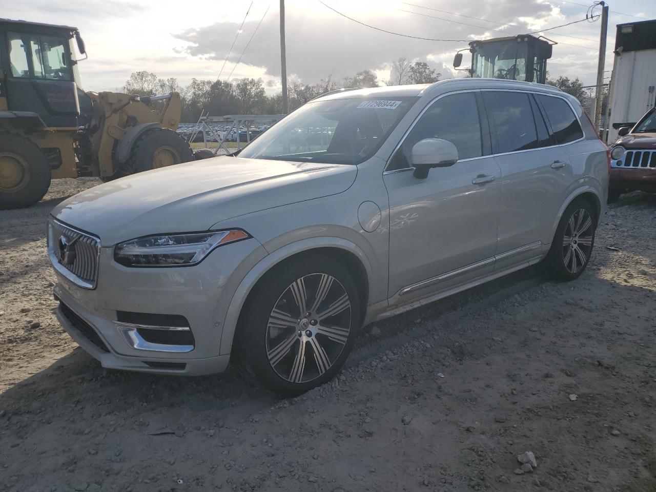 2022 Volvo XC90 - Image 1