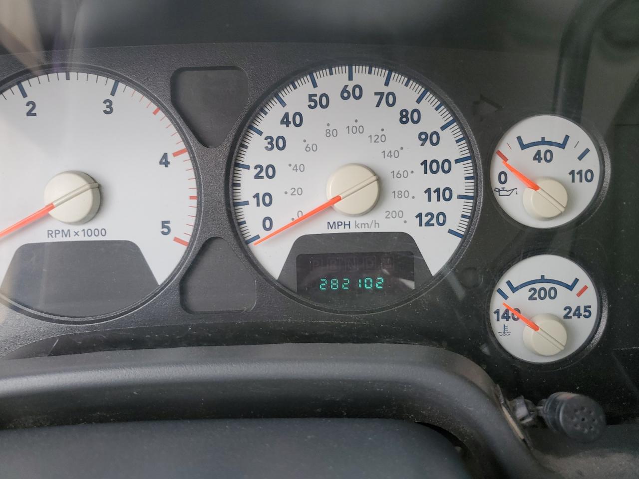 2008 Dodge RAM - Image 9