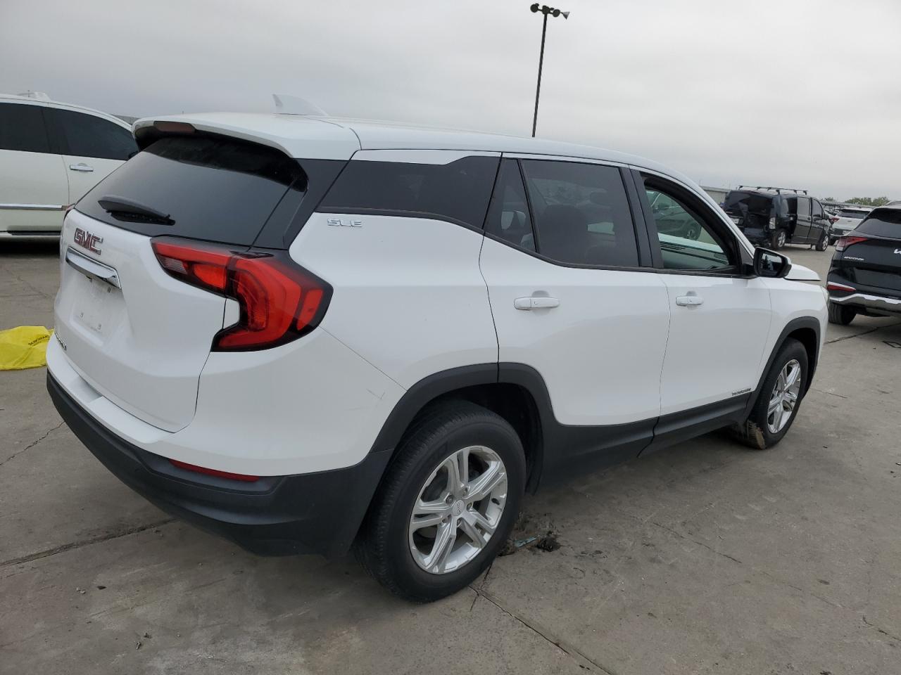 2019 GMC Terrain - Image 3