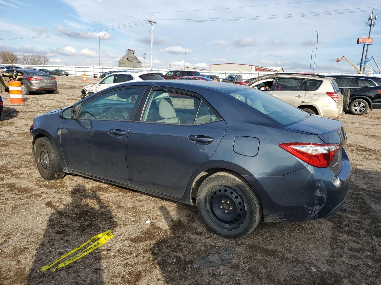 2T1BURHE8FC438958 2015 TOYOTA COROLLA - Image 2