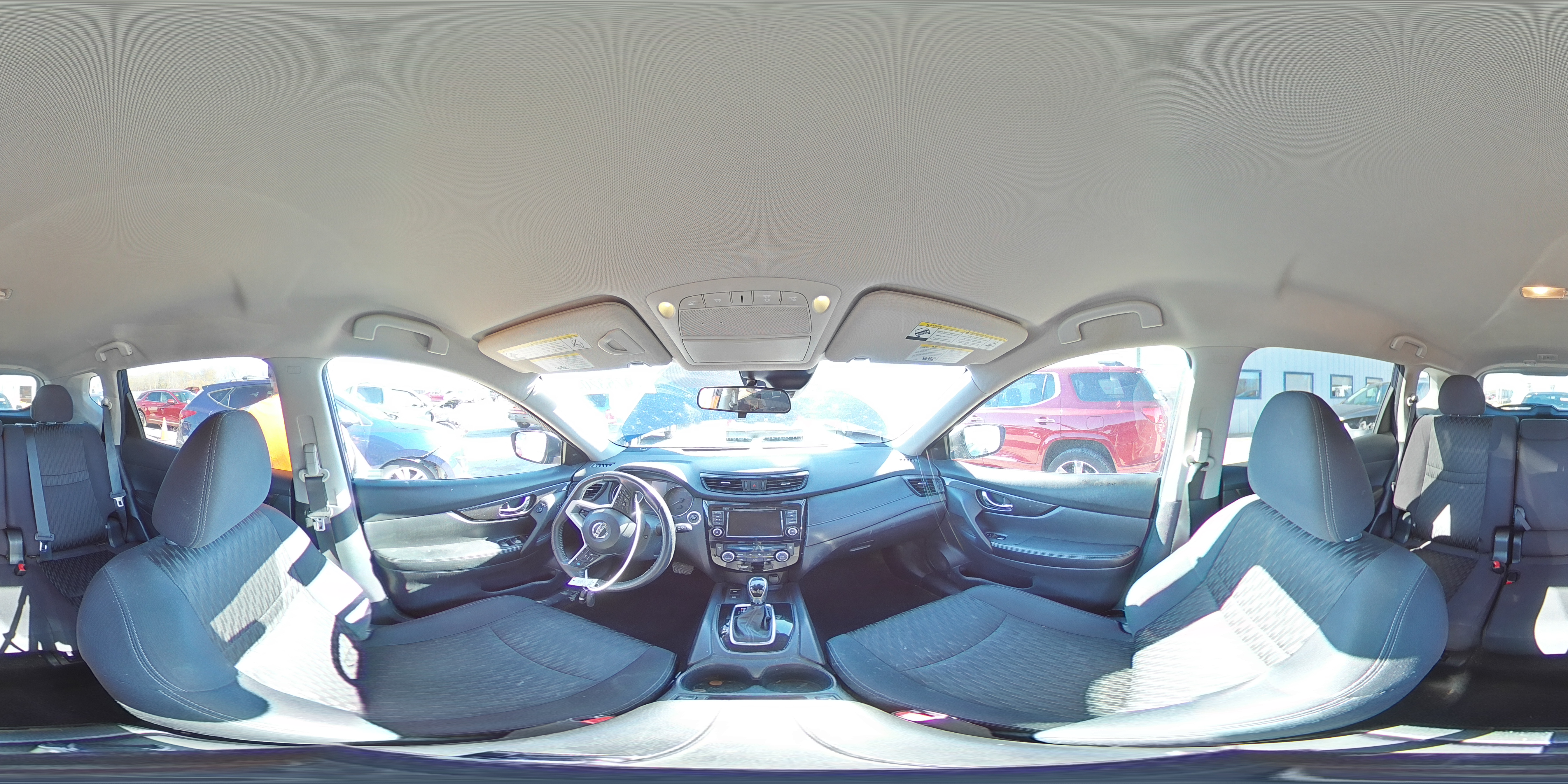 2019 Nissan Rogue - Image 15