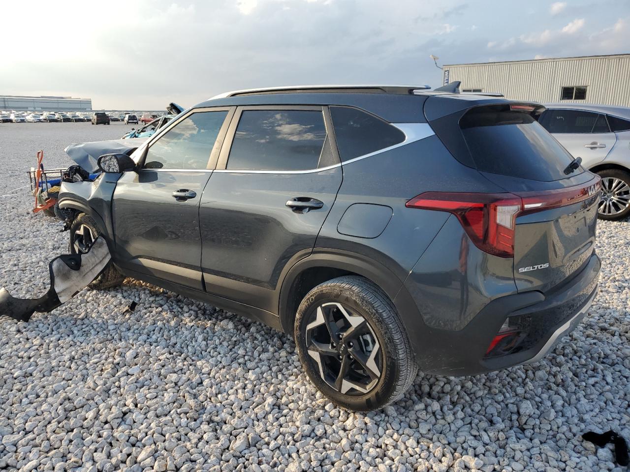 2024 Kia Seltos - Image 2