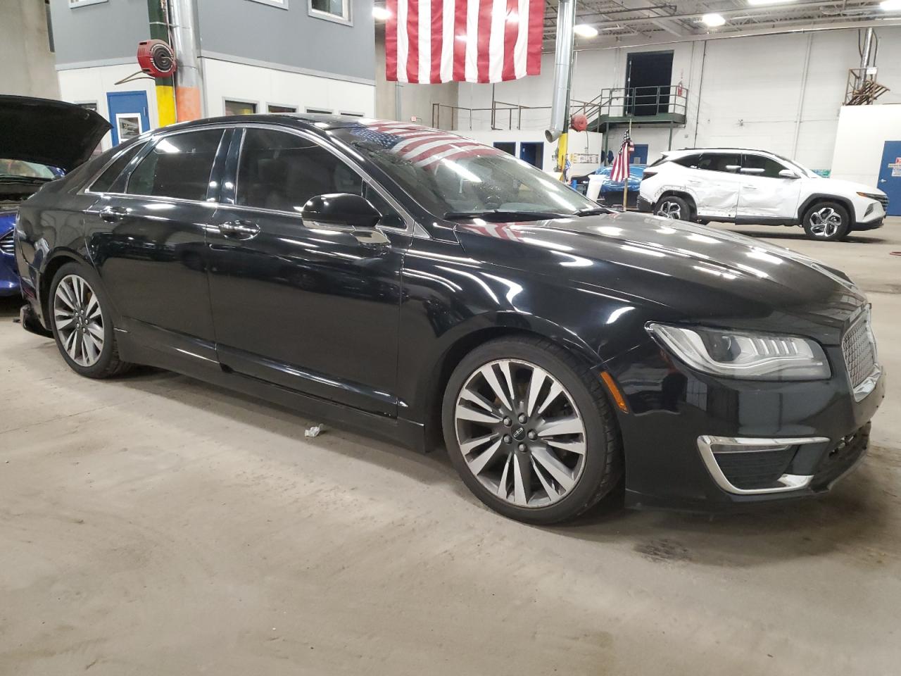 2017 Lincoln MKZ - Image 4