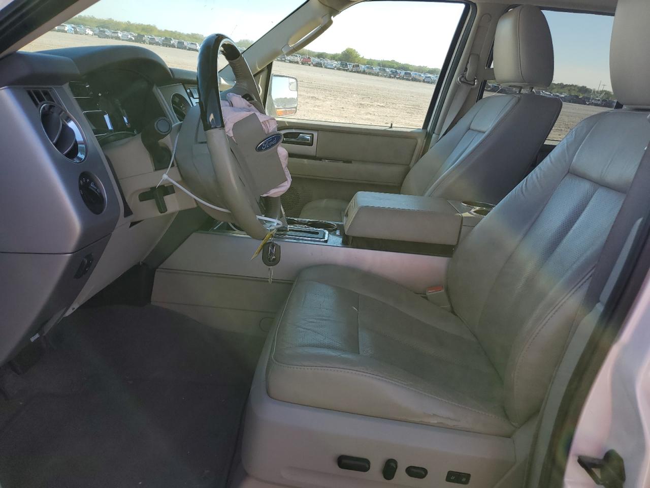 2014 Ford Expedition - Image 7