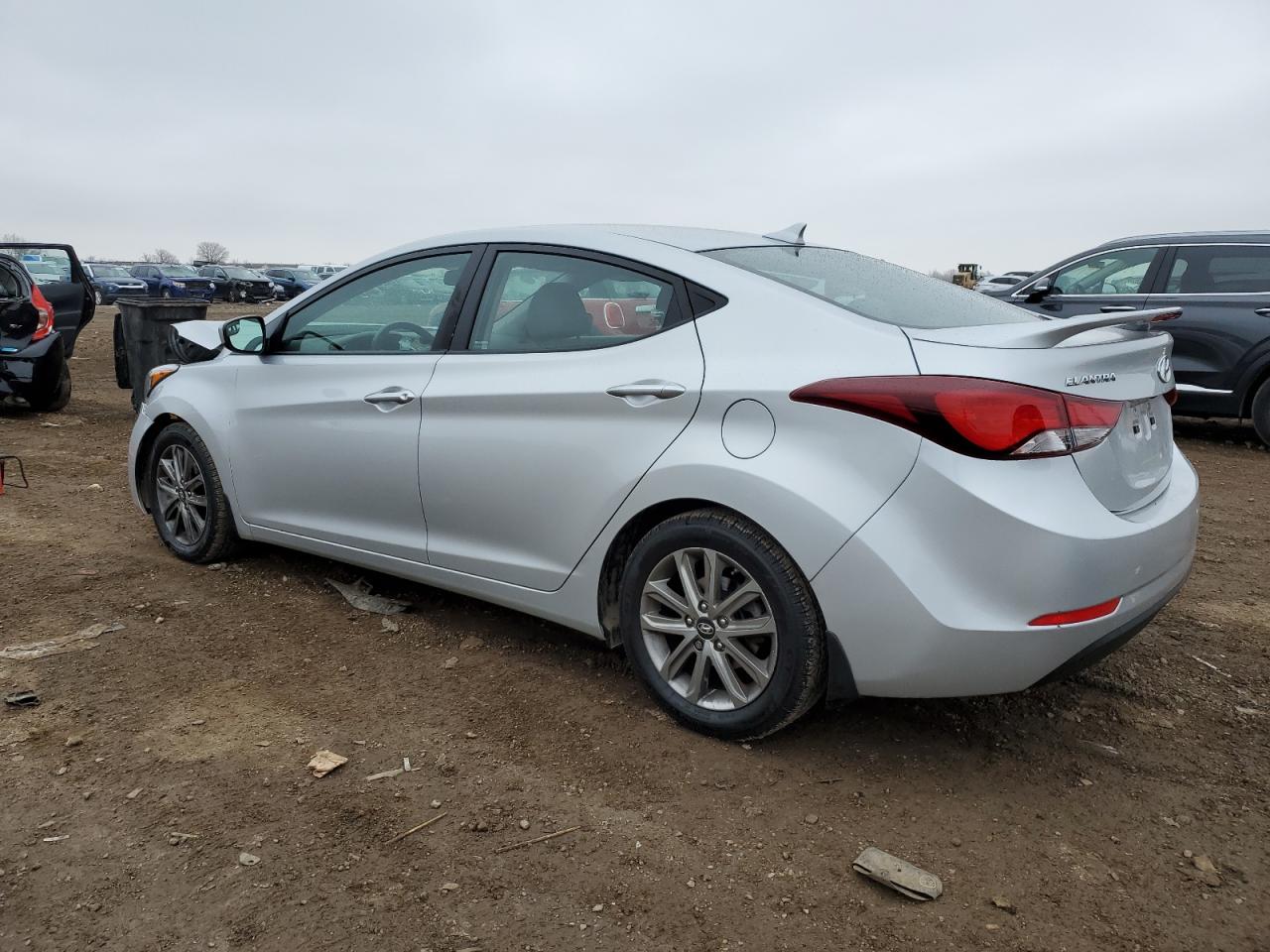 2016 Hyundai Elantra - Image 2