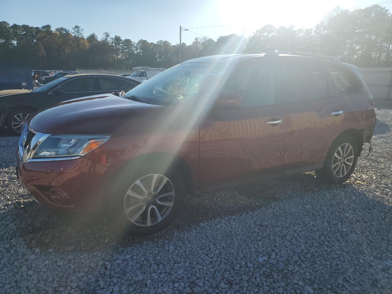 2013 Nissan Pathfinder - Image 1