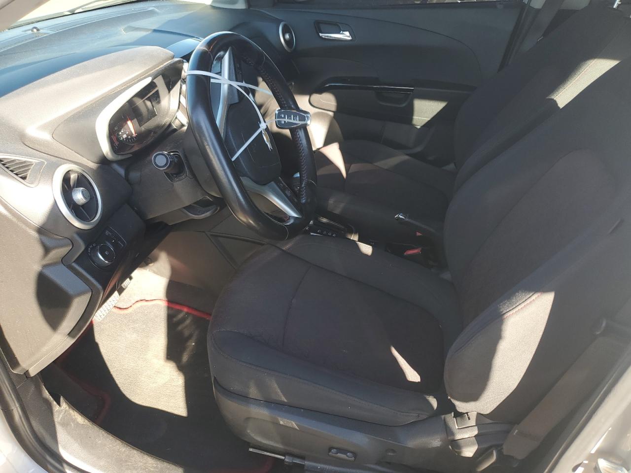 2017 Chevrolet Sonic - Image 7