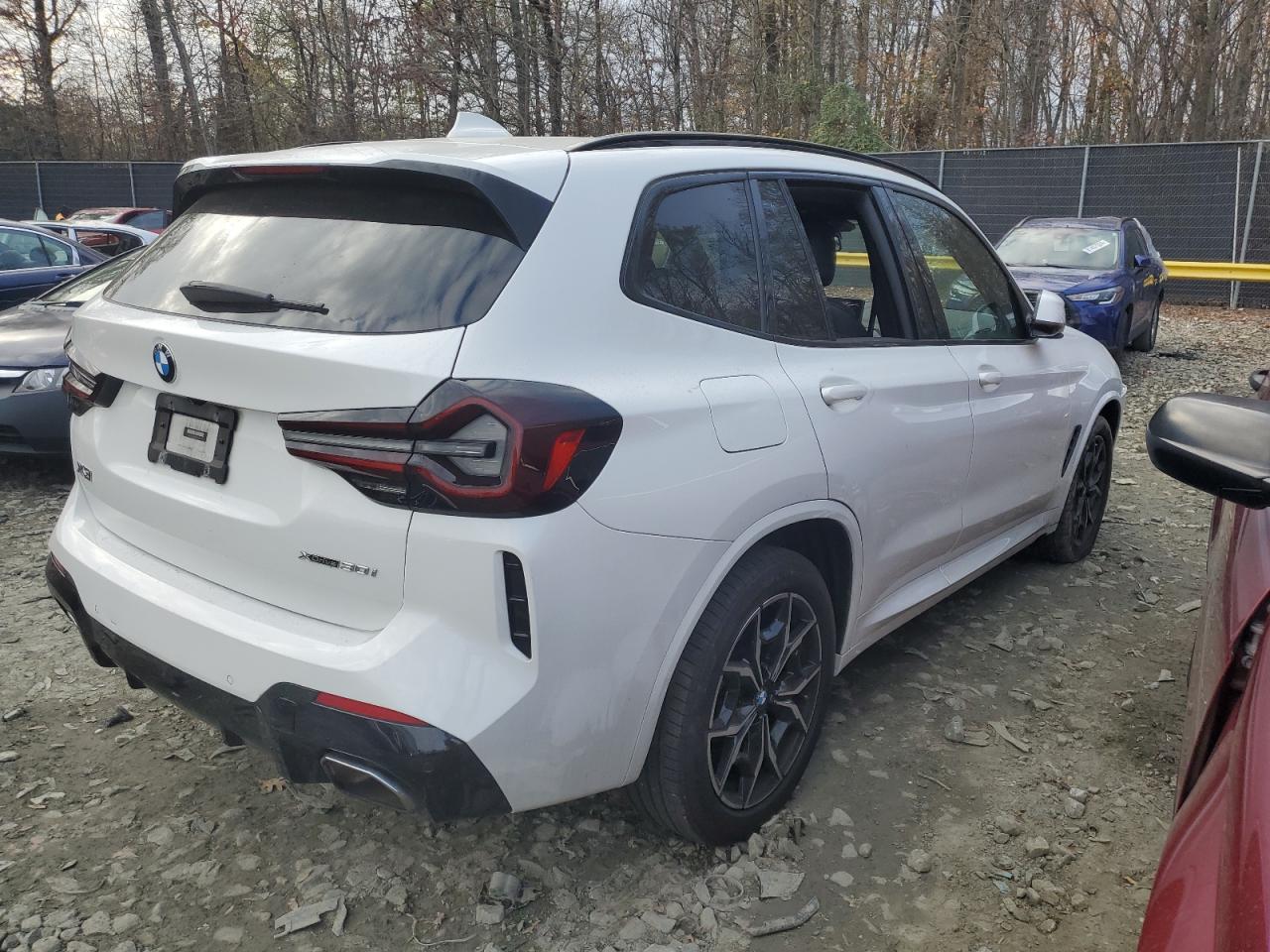 2022 BMW X3 - Image 3
