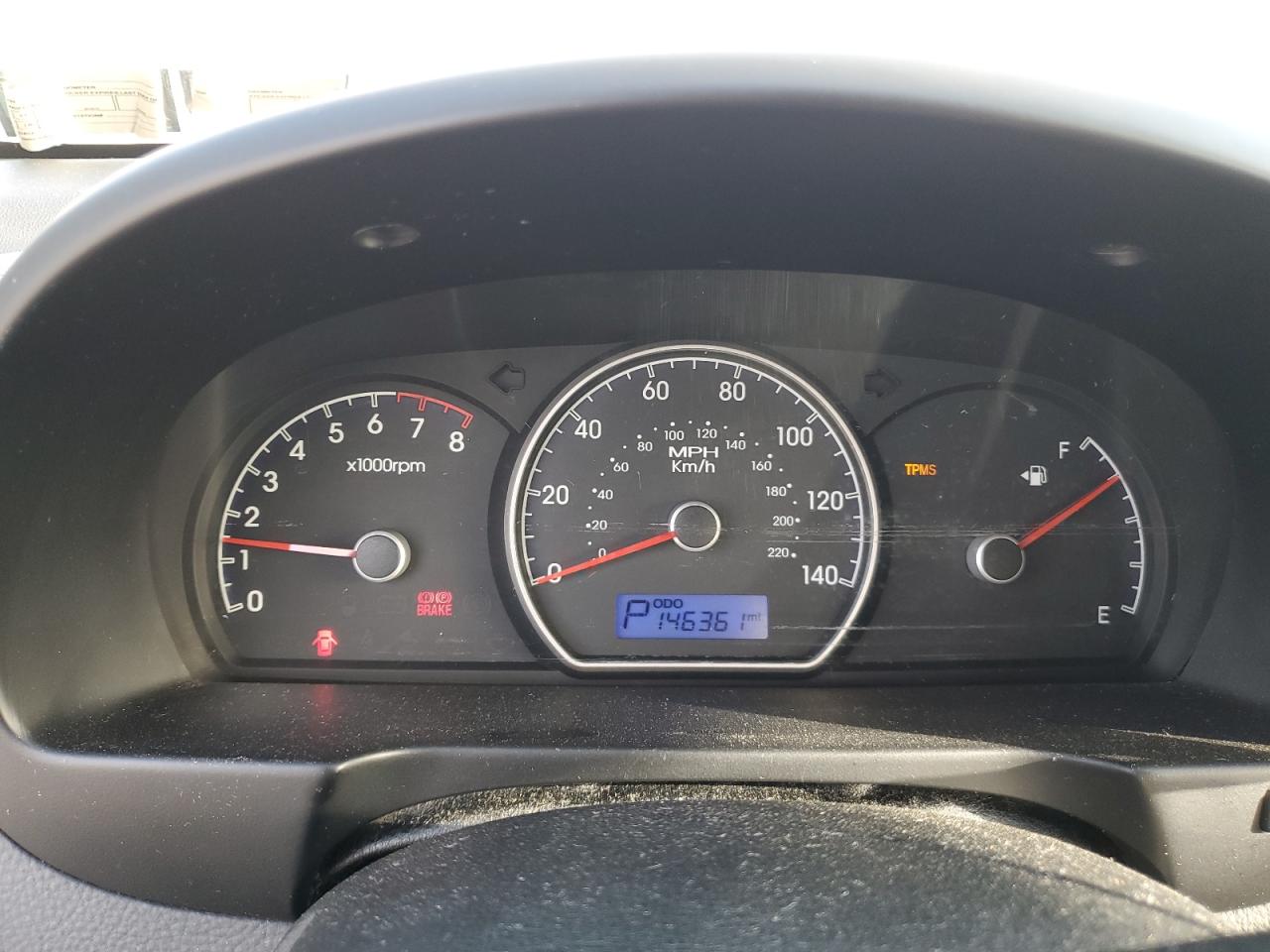 2010 Hyundai Elantra - Image 9