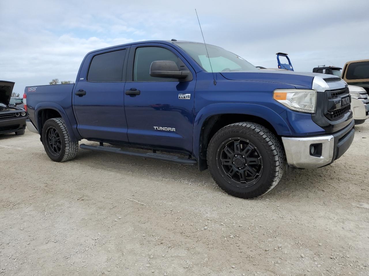 2014 Toyota Tundra - Image 4