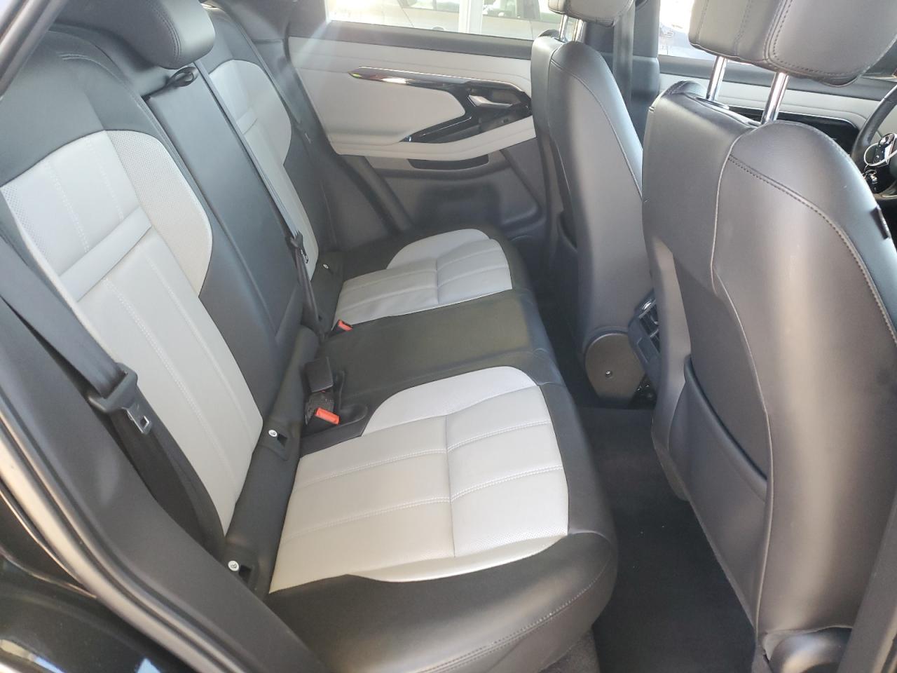 2020 Land Rover Range Rover - Image 11