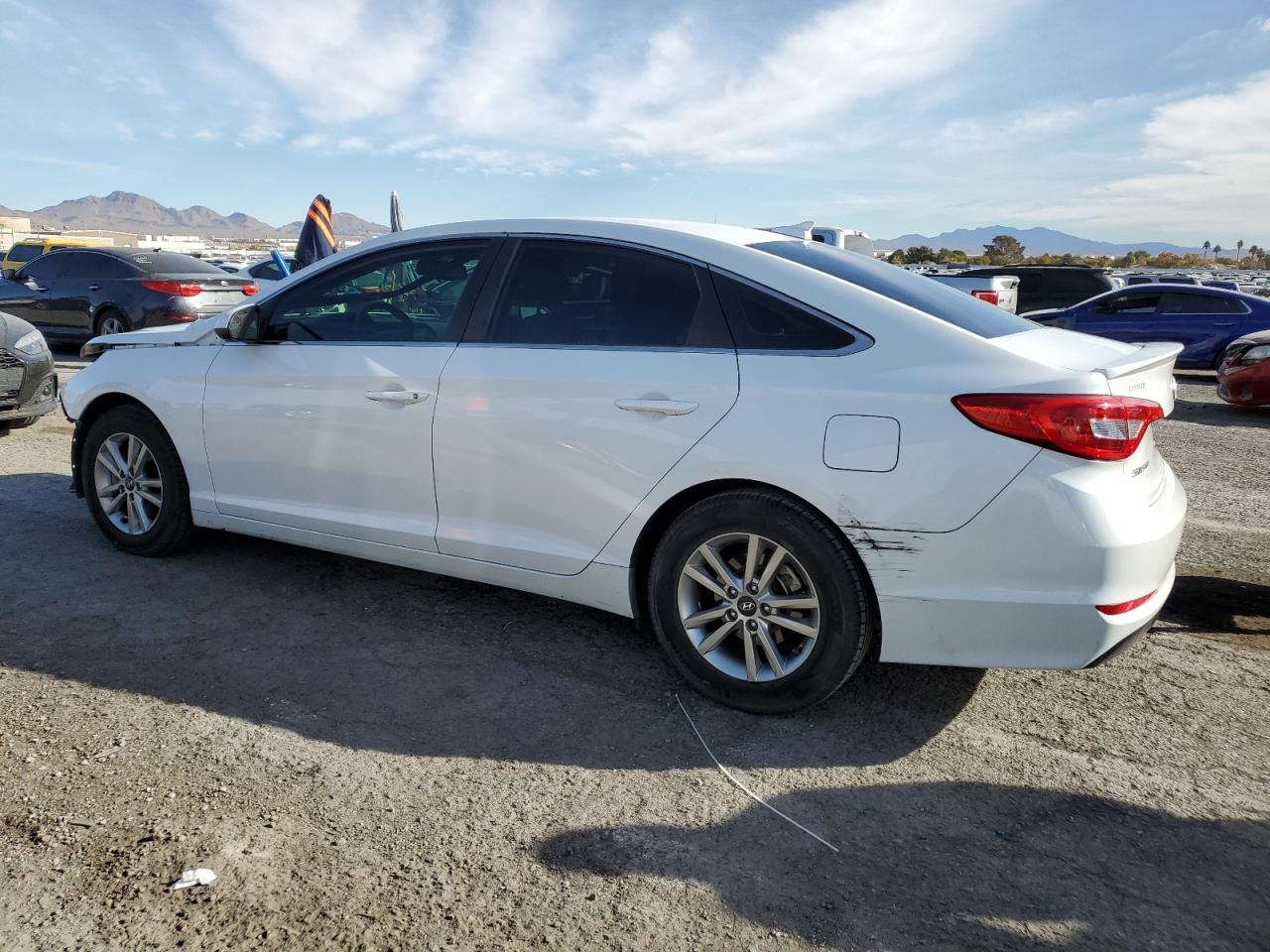 2017 Hyundai Sonata - Image 2