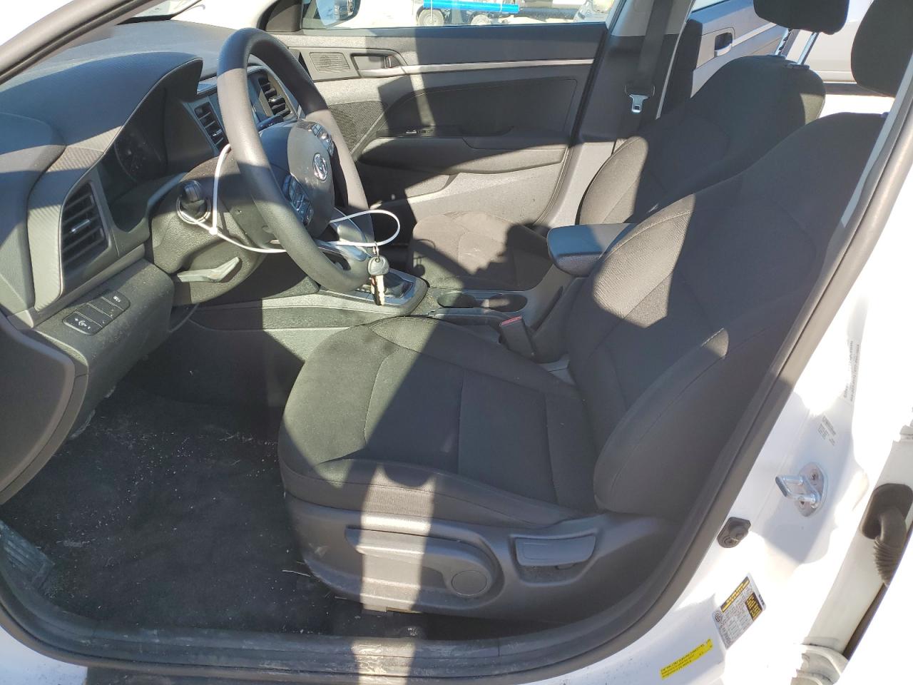 2019 Hyundai Elantra Se VIN: 5NPD74LF7KH487028 Lot: 81168934