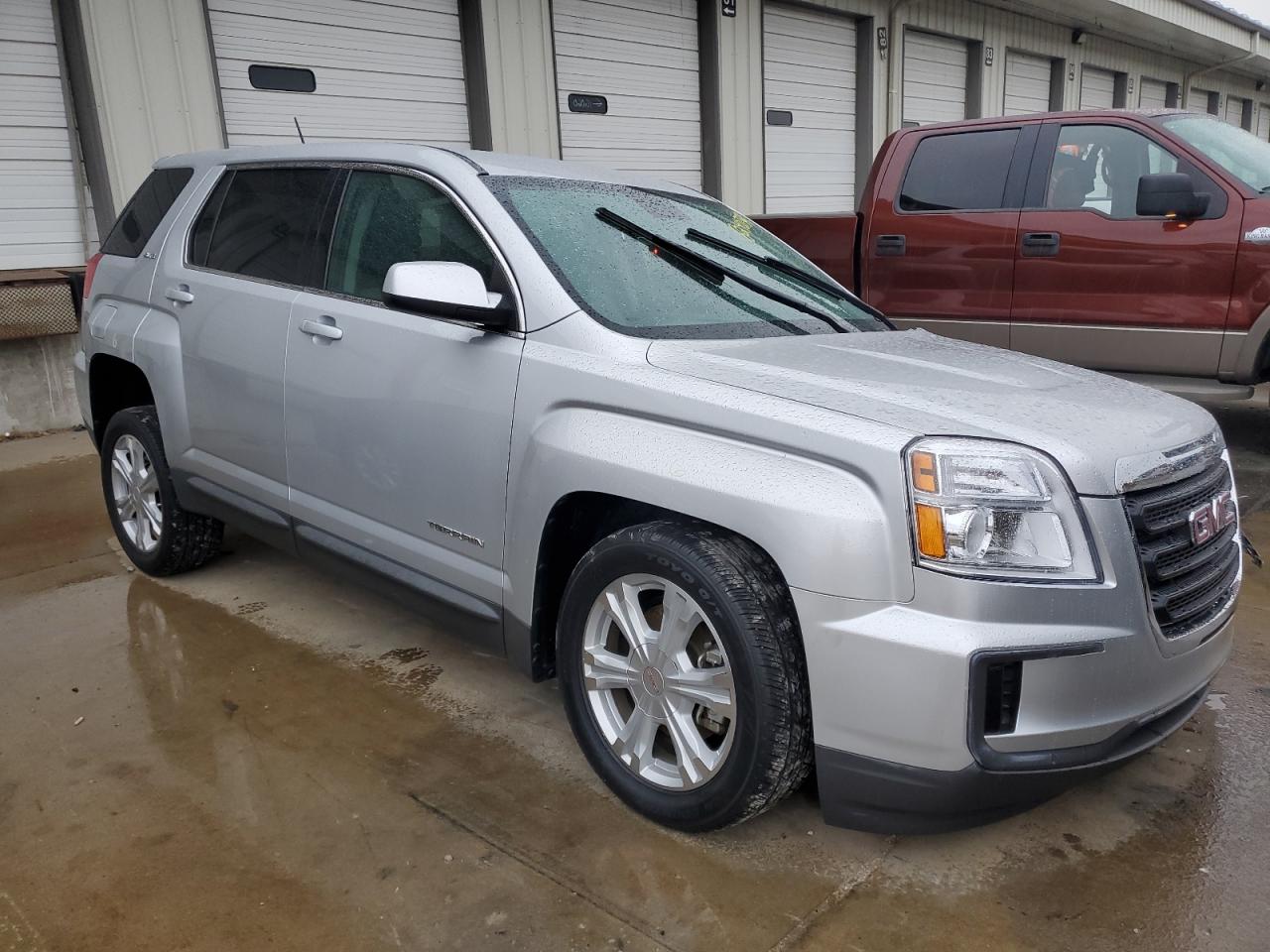 2017 GMC Terrain - Image 6