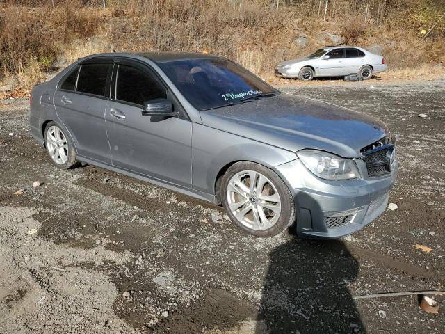  MERCEDES-BENZ C-CLASS 2013 Серебристый