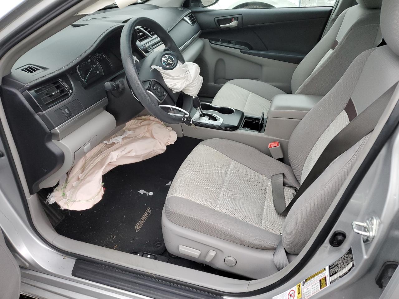 2012 Toyota Camry - Image 7