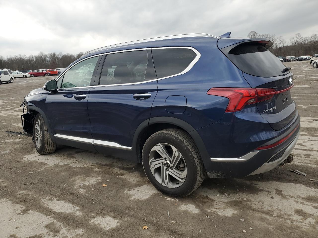 2022 Hyundai Santa Fe - Image 2