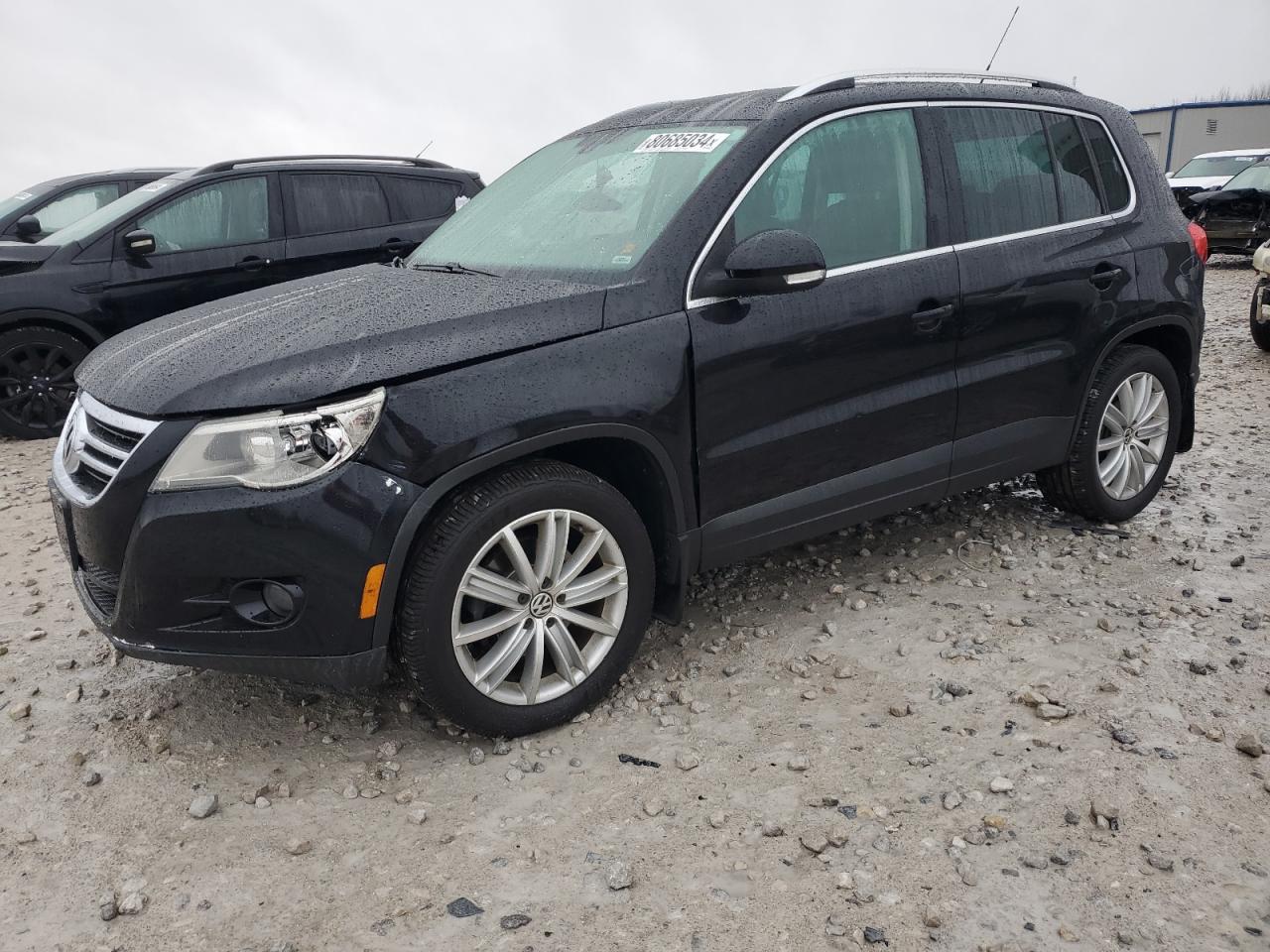 2009 Volkswagen Tiguan - Image 1