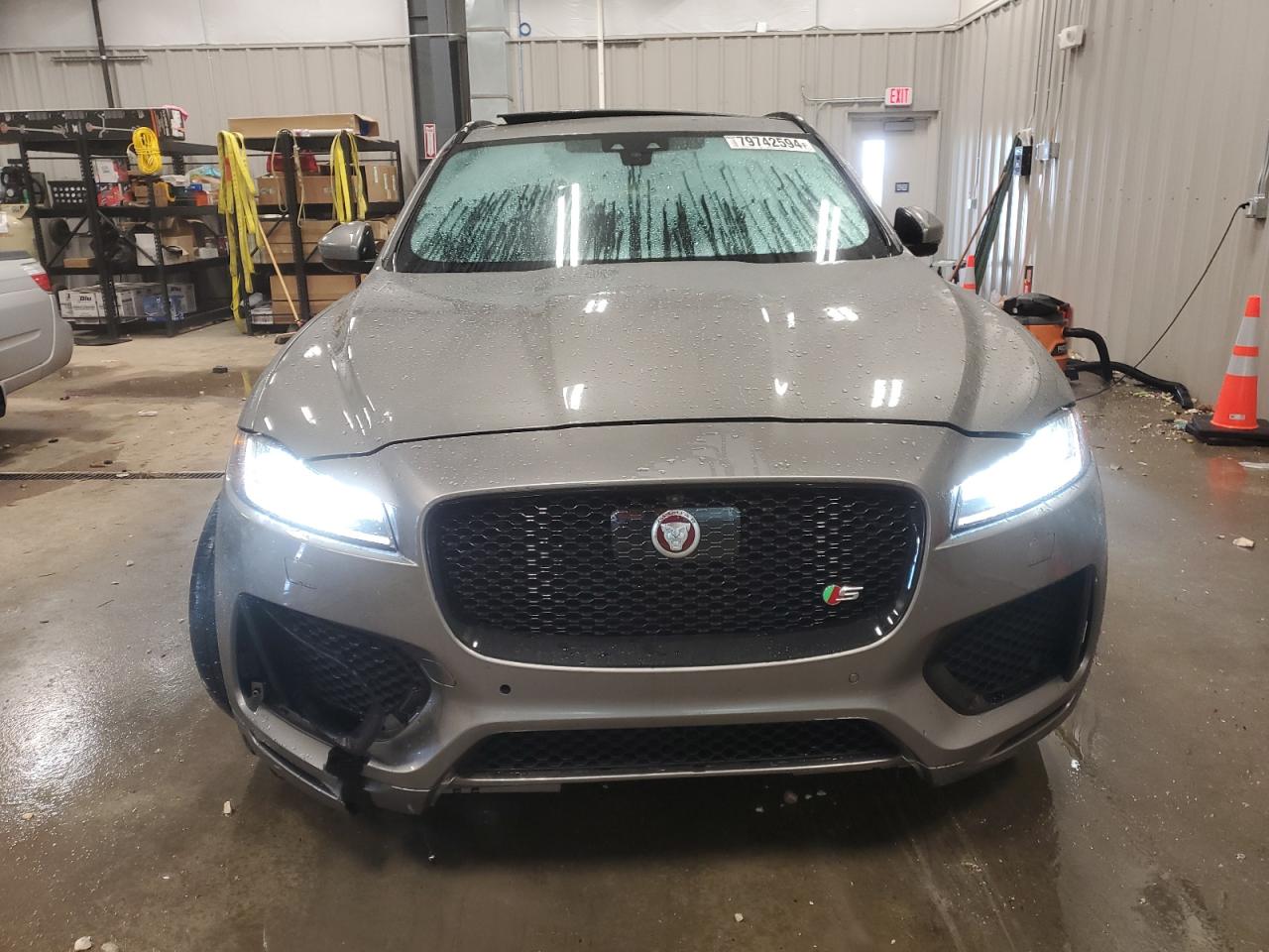 VIN SADCM2FV7JA290771 2018 JAGUAR F-PACE no.5