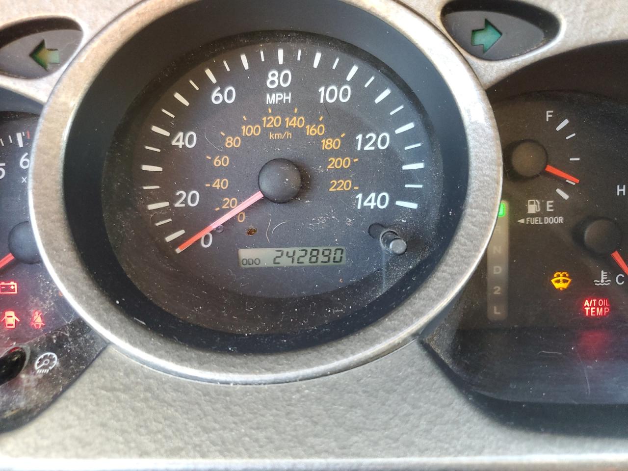 2003 Toyota Highlander - Image 9