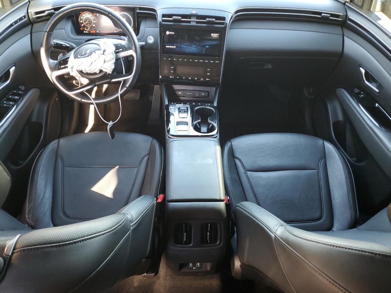 2022 Hyundai Tucson - Image 8