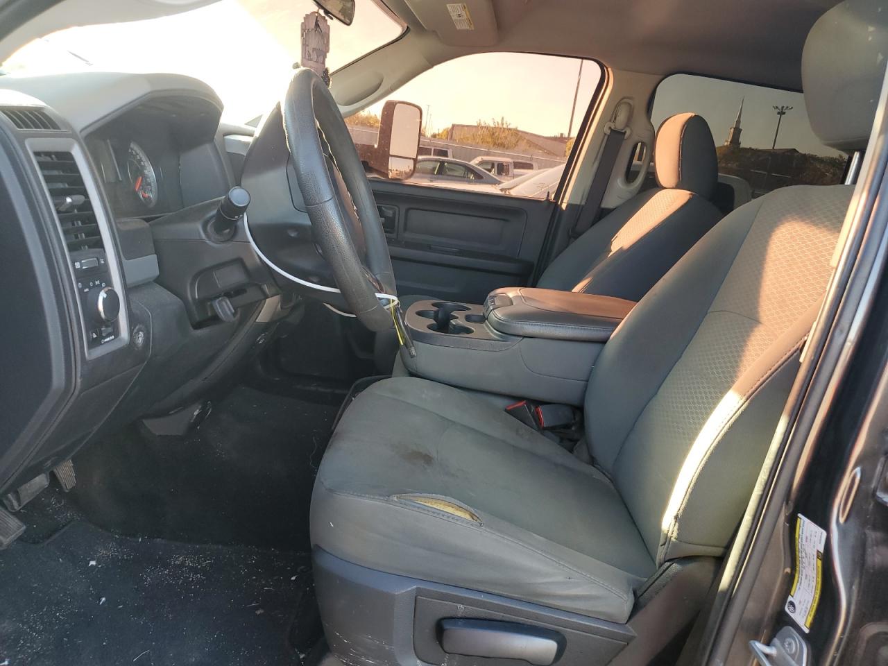 2017 RAM 2500 - Image 7