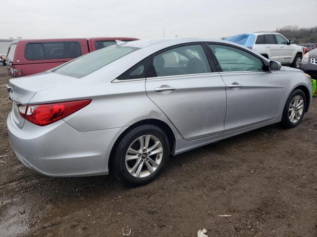  HYUNDAI SONATA 2013 Серебристый