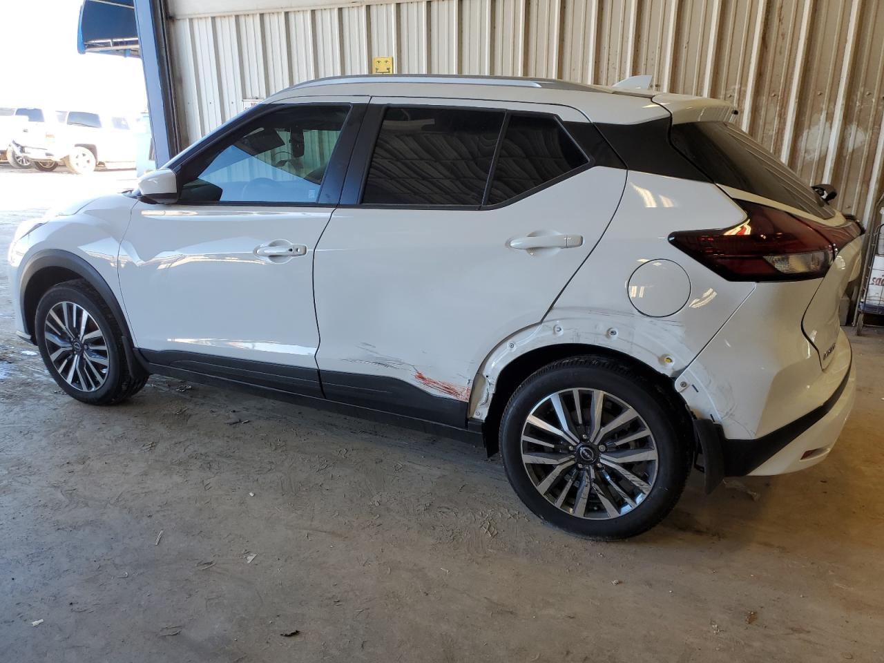 2024 Nissan Kicks - Image 2