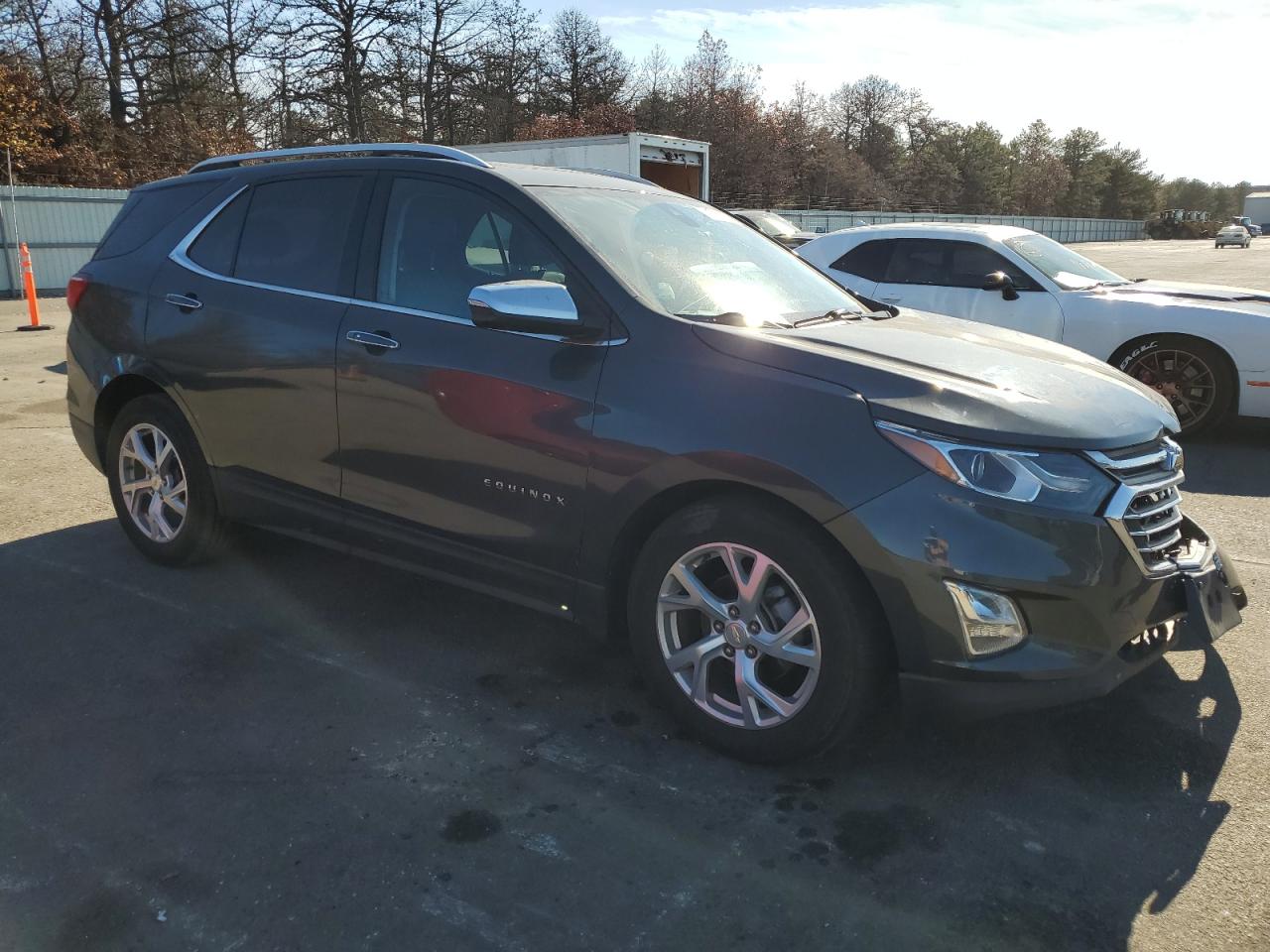 2020 Chevrolet Equinox - Image 4