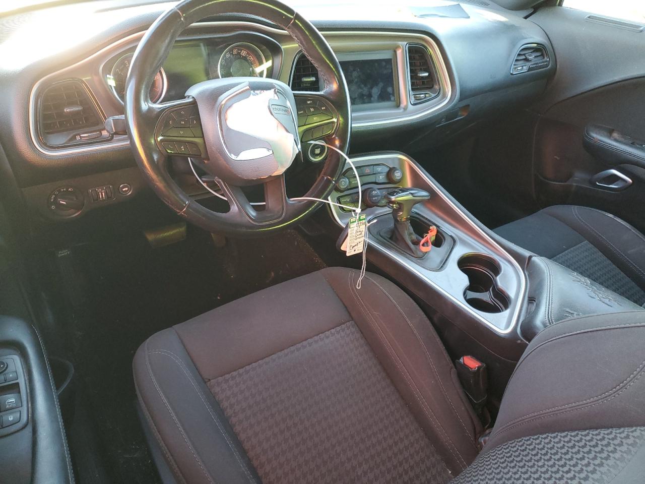 2019 Dodge Challenger - Image 8
