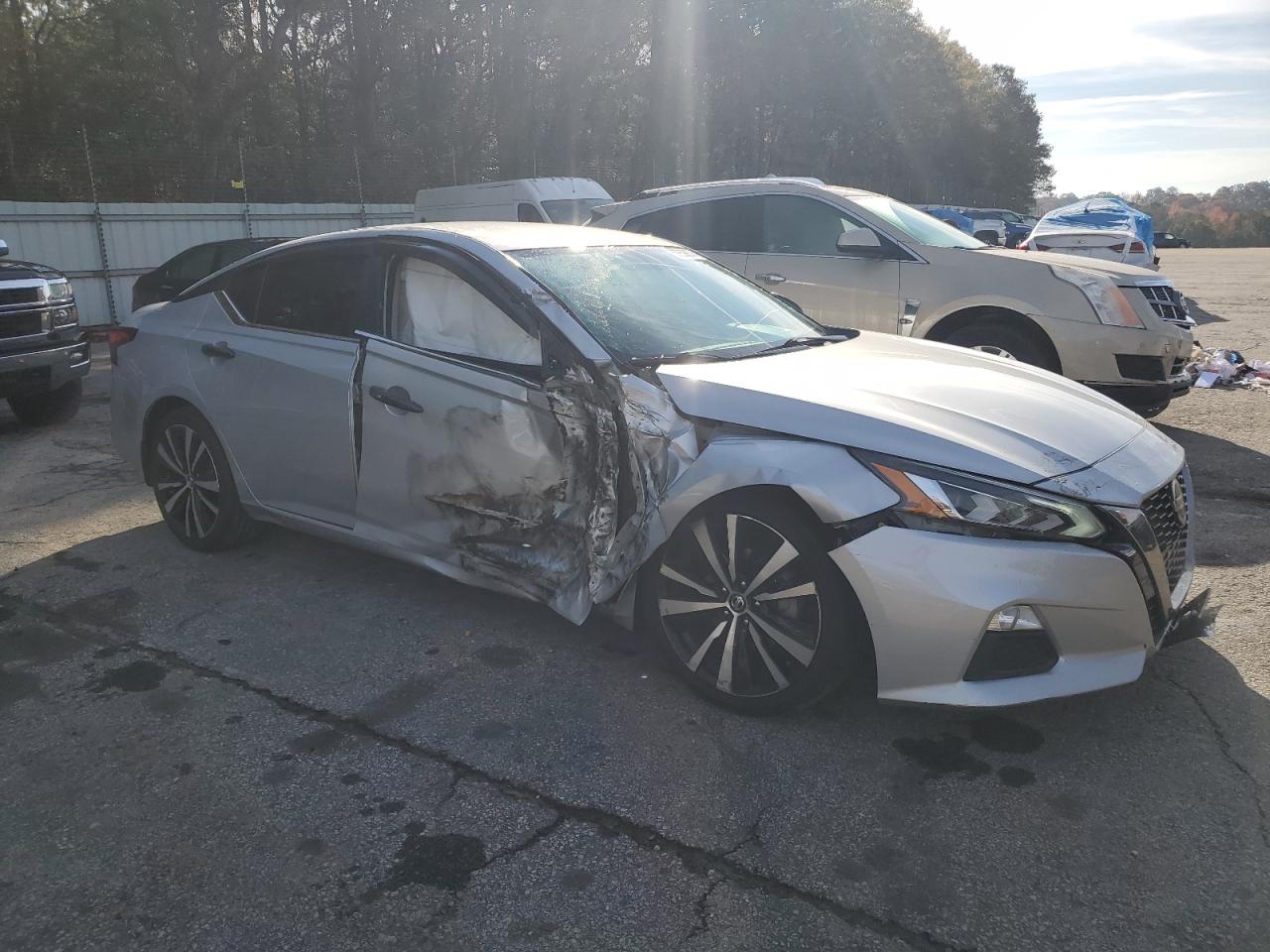 2019 Nissan Altima - Image 4