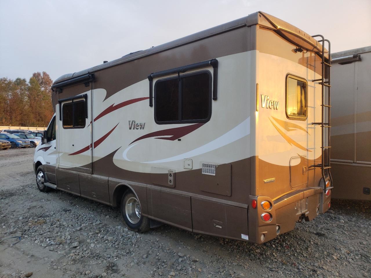 2015 Mercedes-Benz Sprinter - Image 3