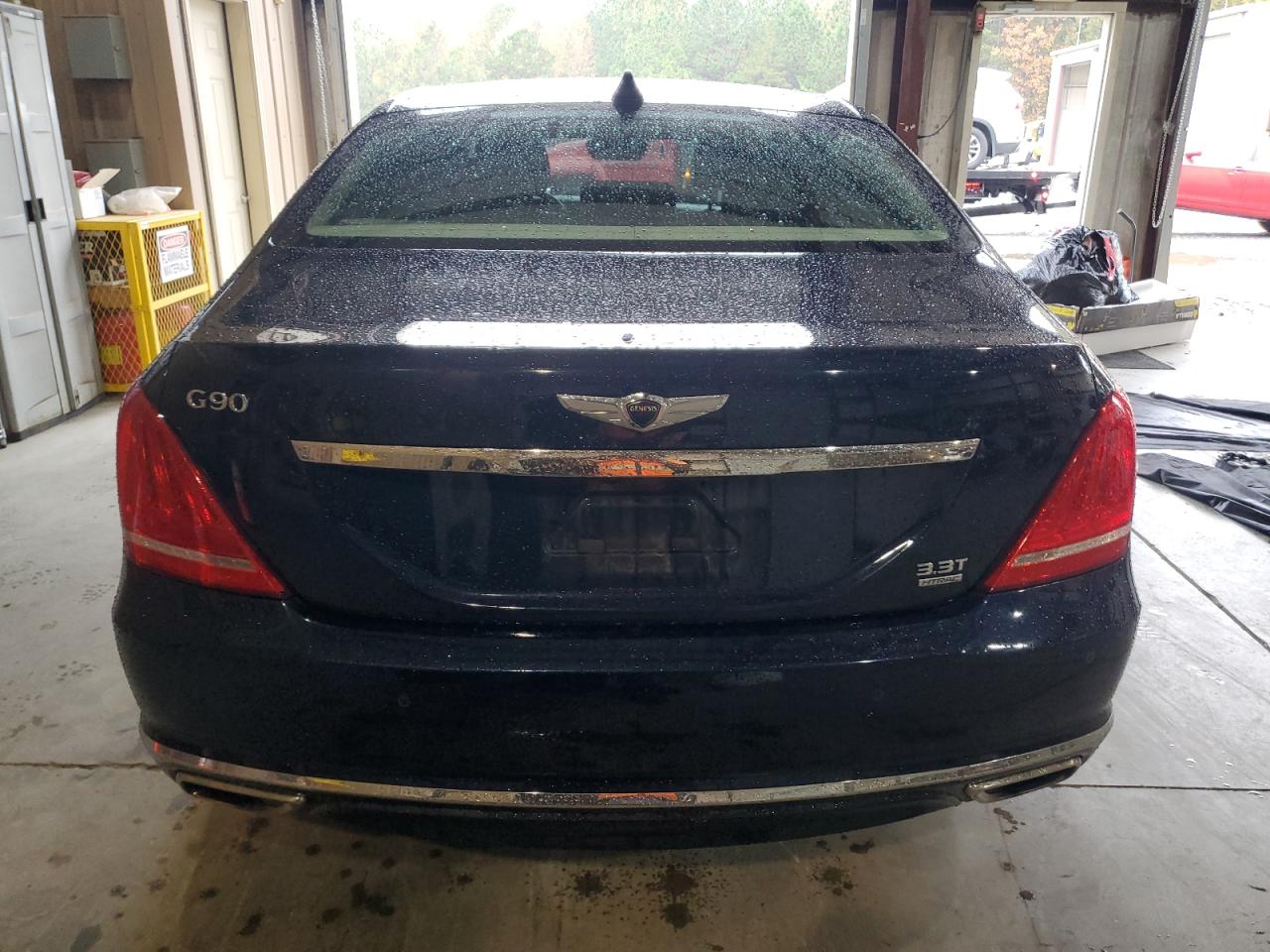 2018 Genesis G90 - Image 6