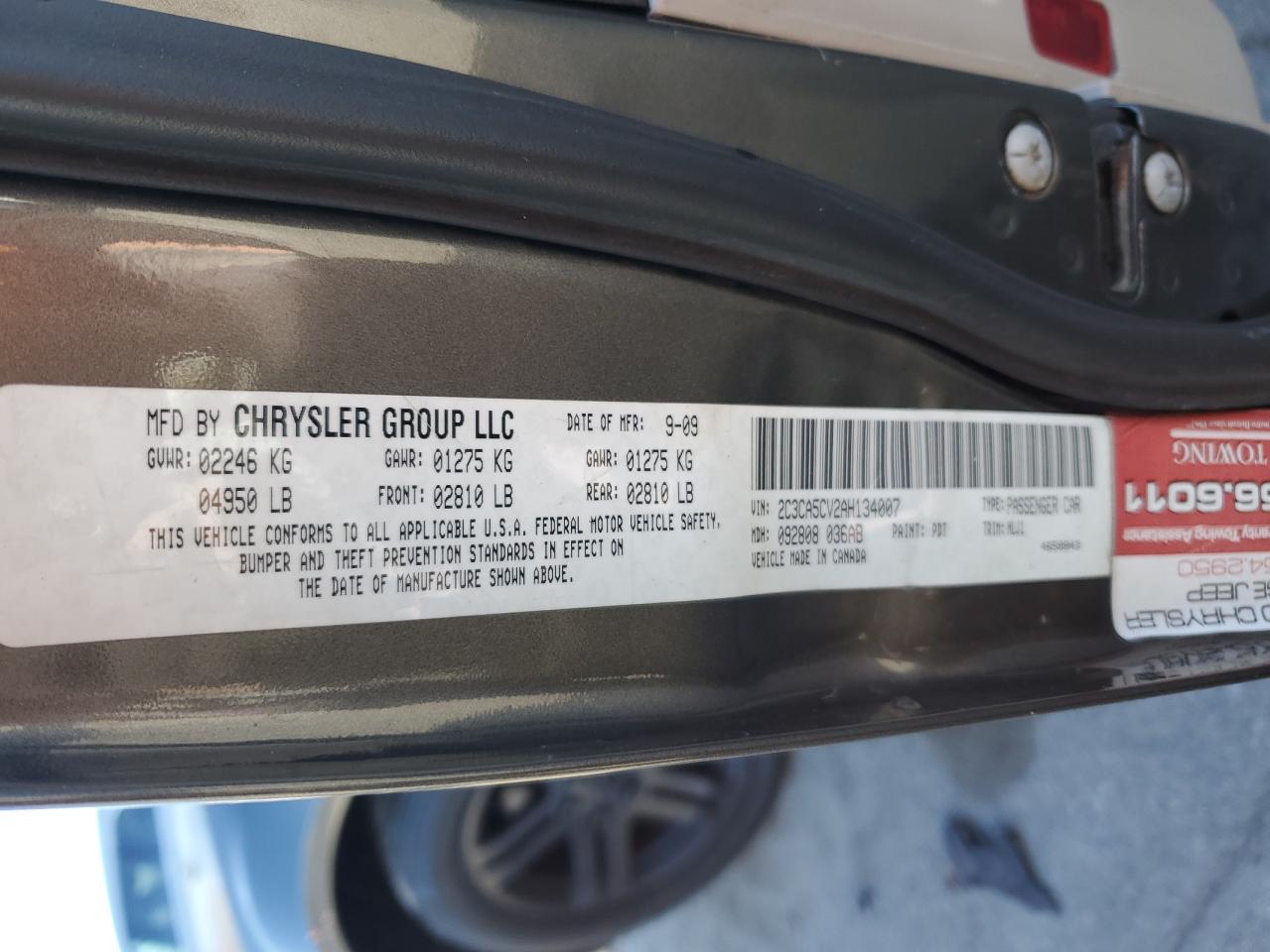 2010 Chrysler 300 - Image 12