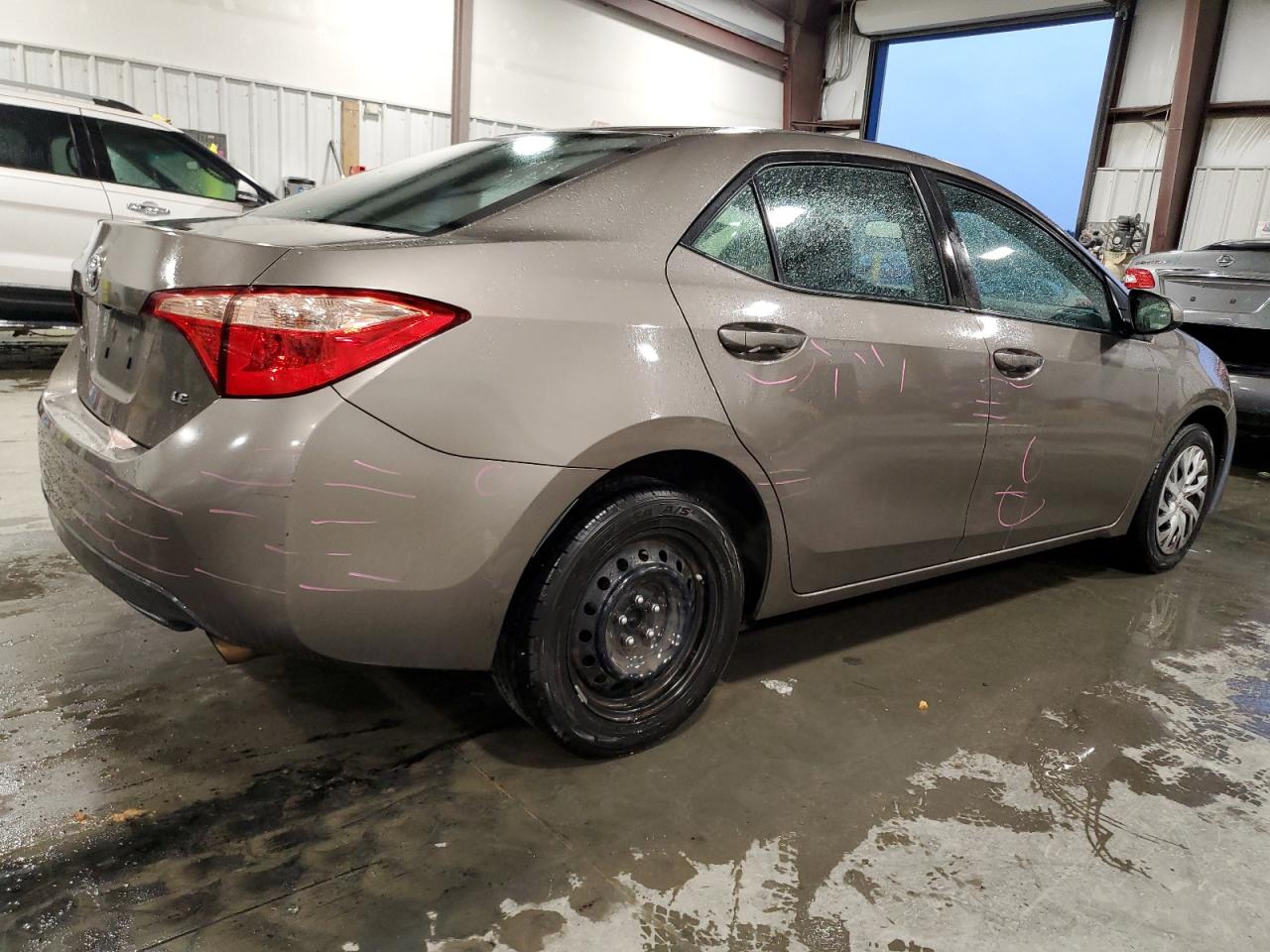 VIN 5YFBURHE3KP870089 2019 TOYOTA COROLLA no.3