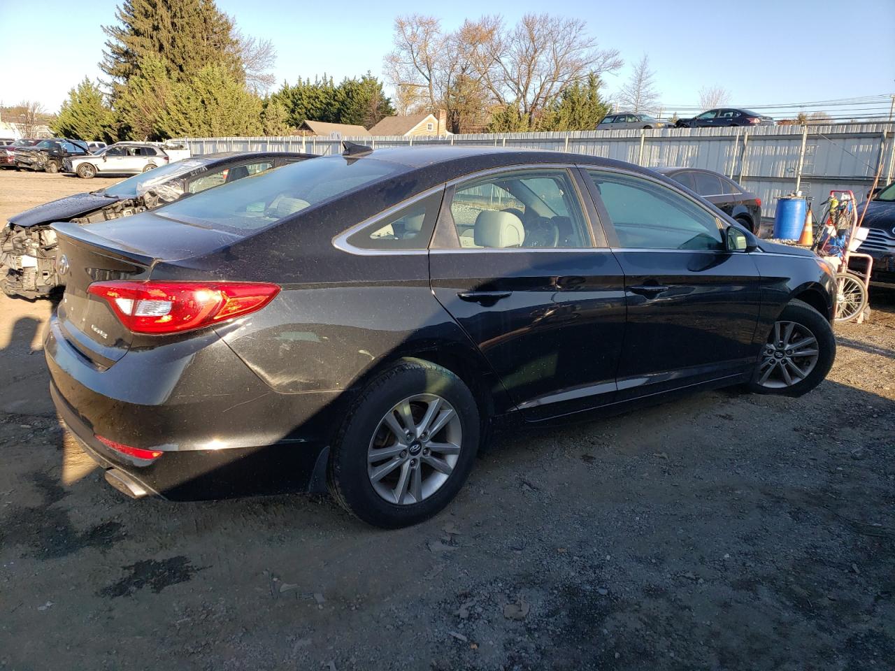 2015 Hyundai Sonata - Image 3