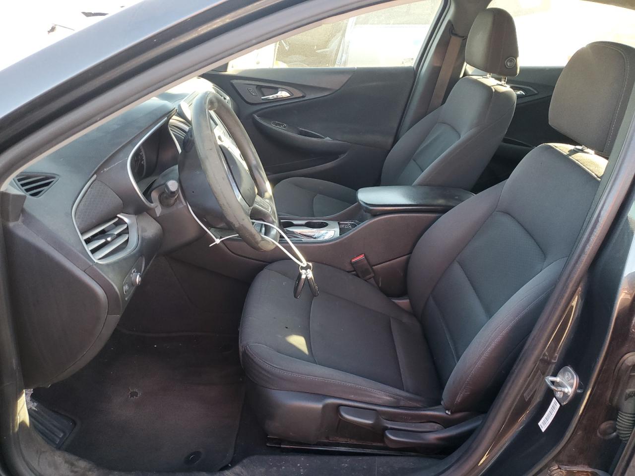 2017 Chevrolet Malibu - Image 7