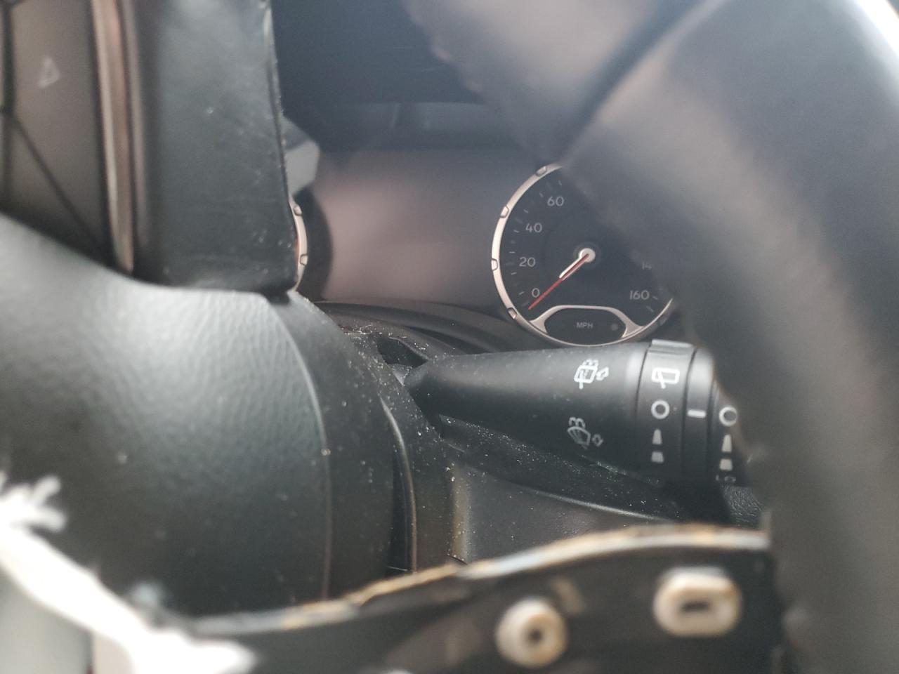 2018 Jeep Renegade - Image 9