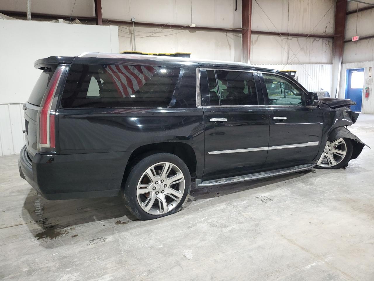 VIN 1GYS3HKJ3GR318375 2016 CADILLAC ESCALADE no.3