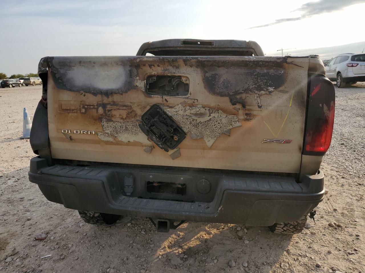 2022 Chevrolet Colorado - Image 6