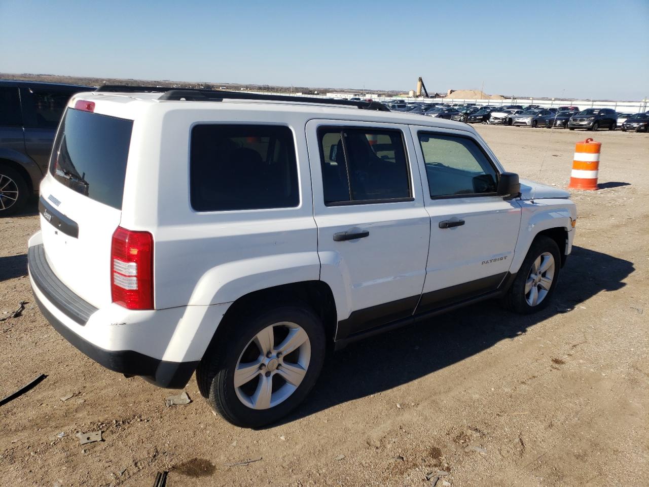 2014 Jeep Liberty (Patriot) - Image 3