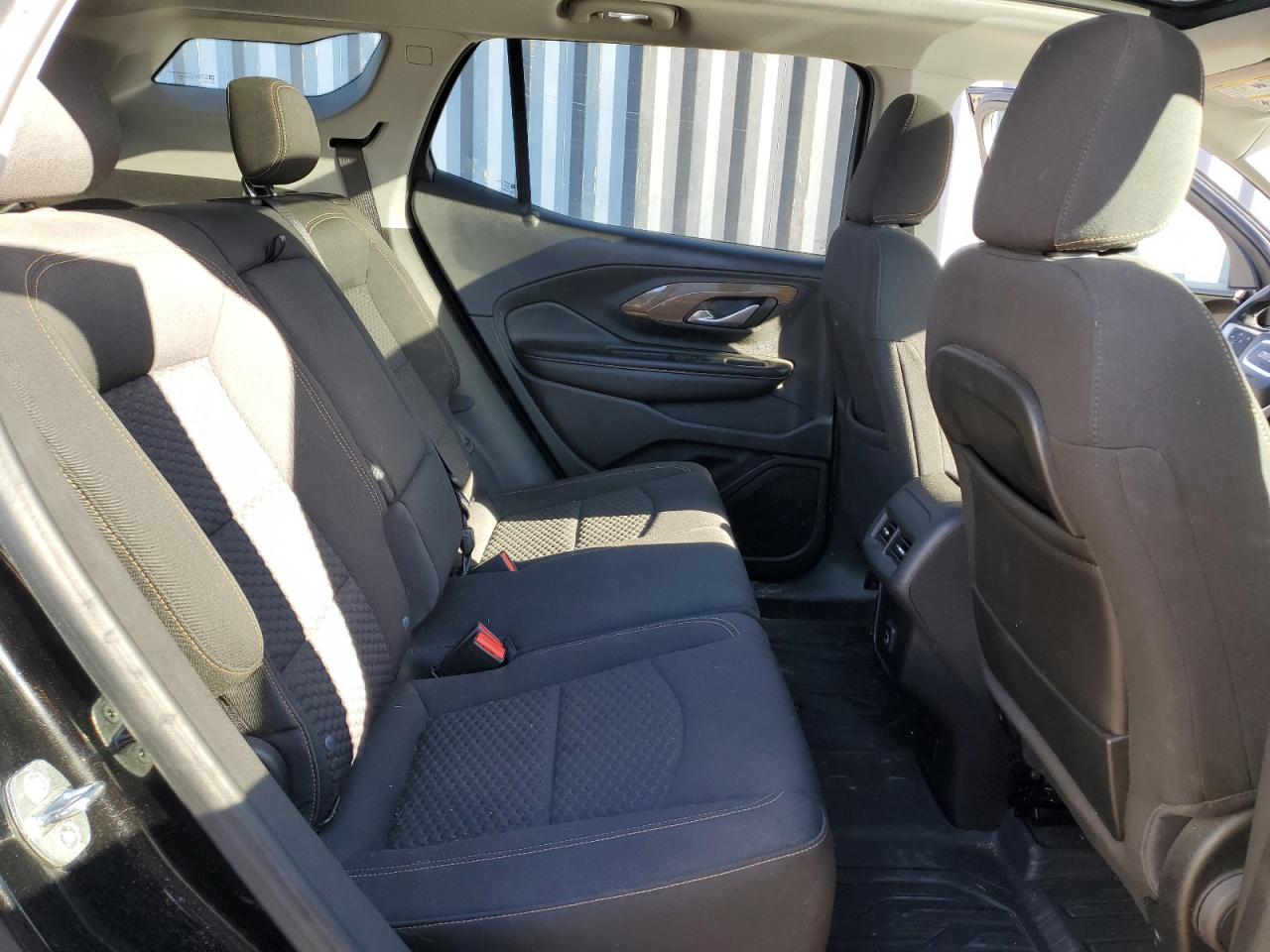 2020 GMC Terrain - Image 11