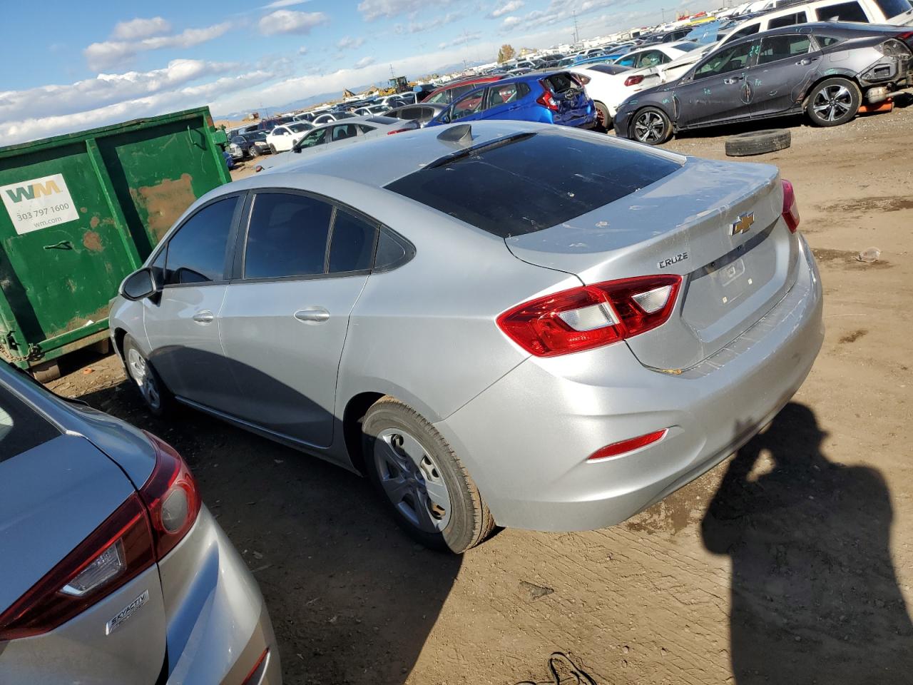 2017 Chevrolet Cruze - Image 2