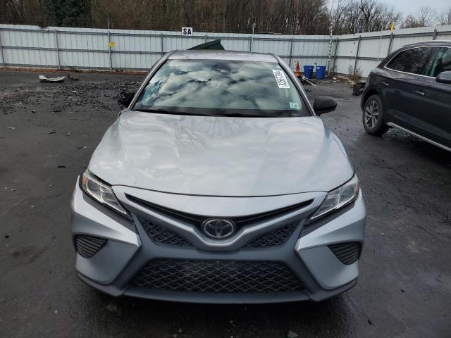  TOYOTA CAMRY 2020 Серебристый