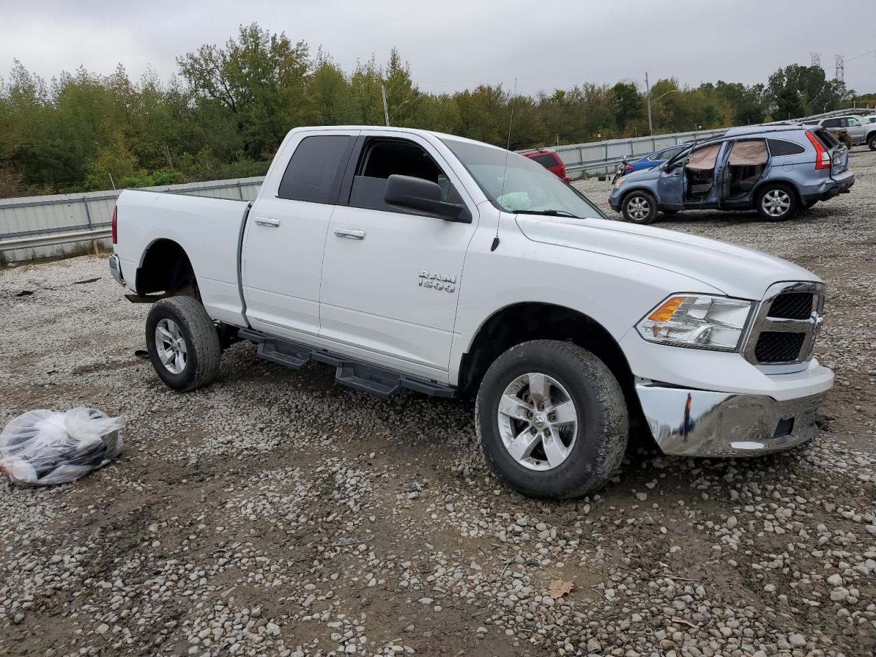 2017 RAM 1500 - Image 4