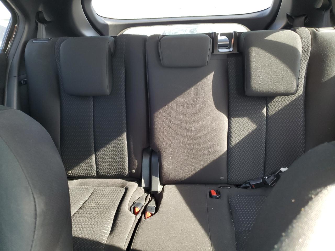 2019 Mitsubishi Eclipse - Image 10