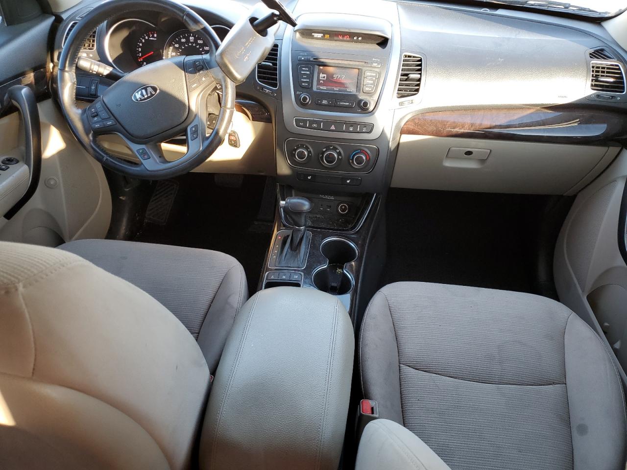 2014 Kia Sorento - Image 8